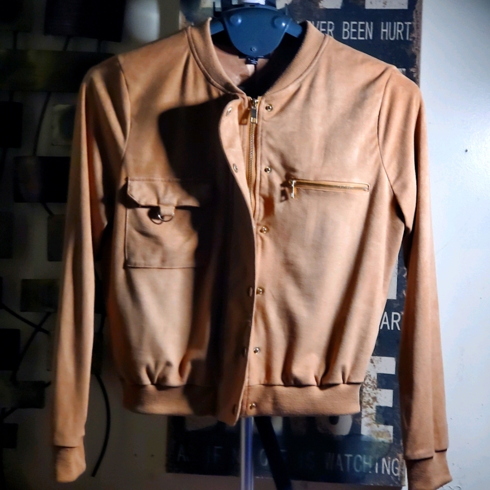 PRIVY Jacket - Picture 2 of 6